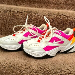 Nike chunky sneakers